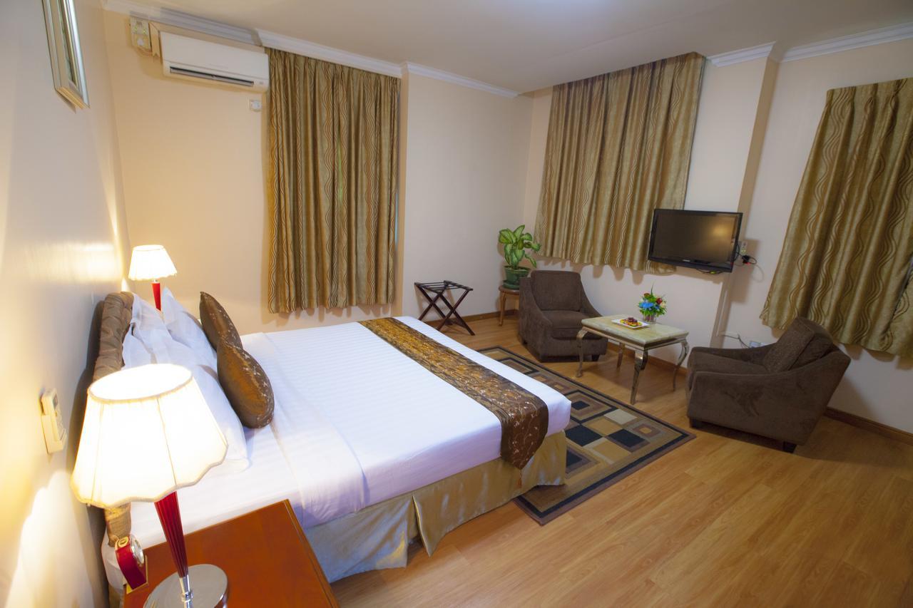 Grand Palace Hotel Rangun Zewnętrze zdjęcie