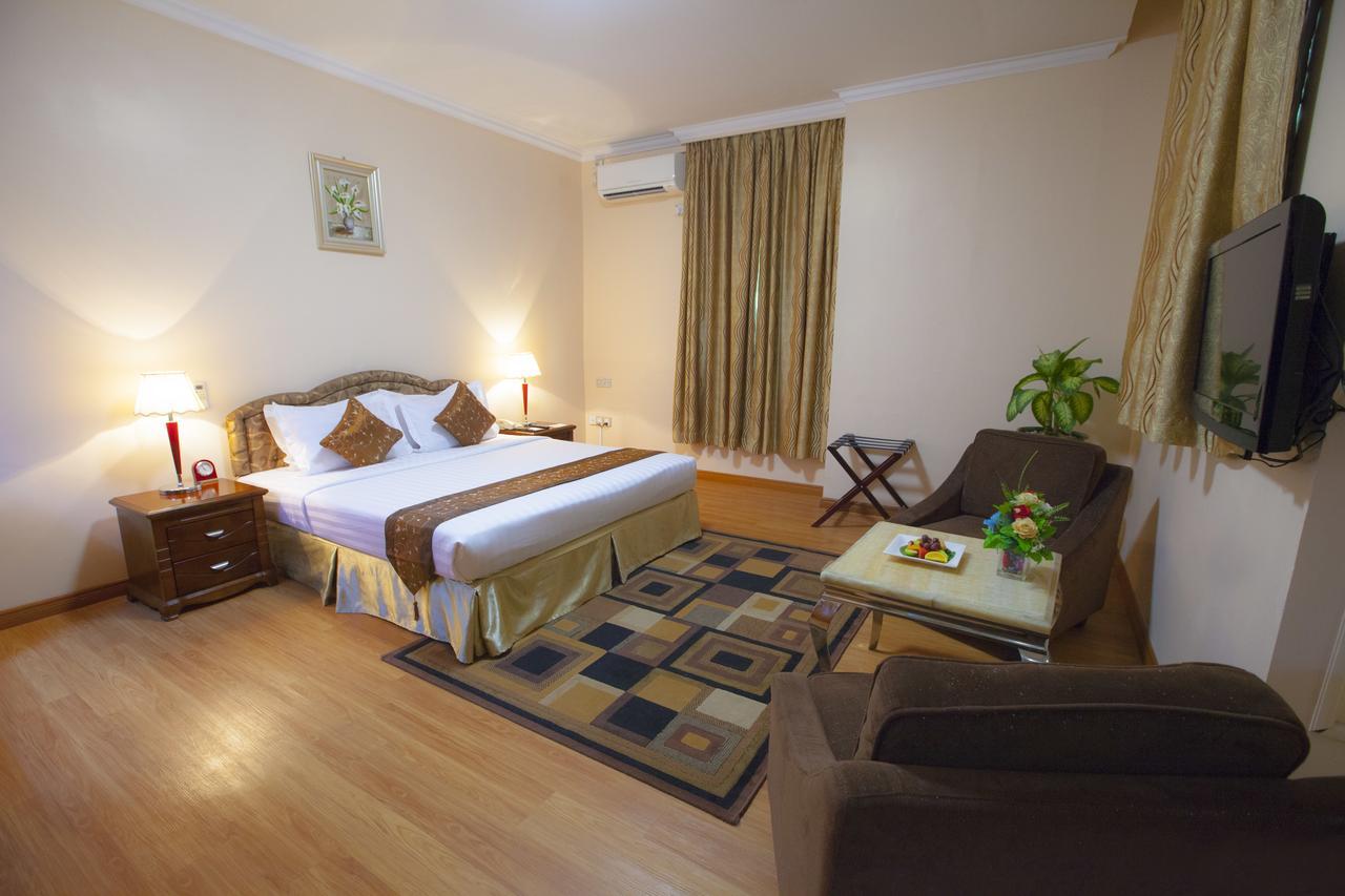 Grand Palace Hotel Rangun Zewnętrze zdjęcie