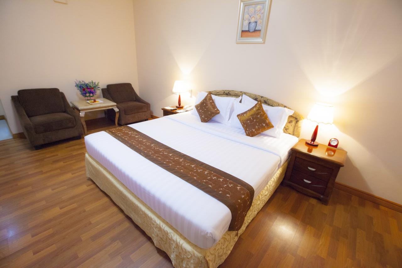 Grand Palace Hotel Rangun Zewnętrze zdjęcie