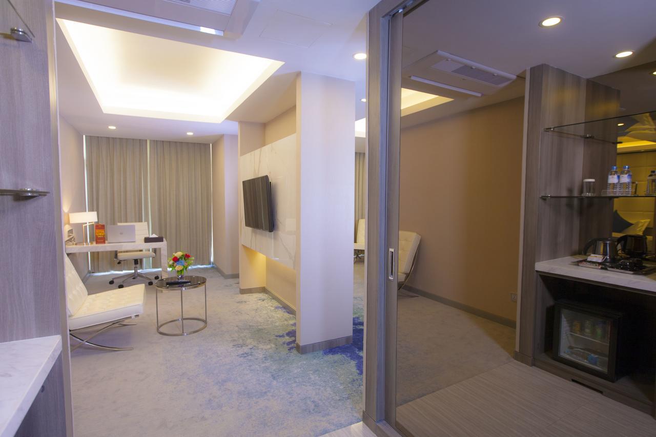 Grand Palace Hotel Rangun Zewnętrze zdjęcie